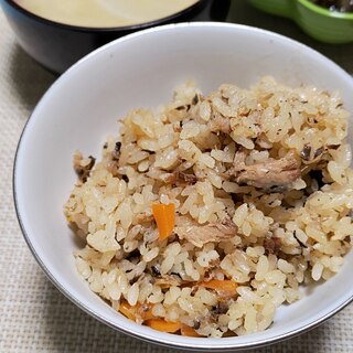 [3合炊き炊飯器]鰯缶の炊き込みご飯